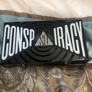 Jefree Star Conspiracy Palette